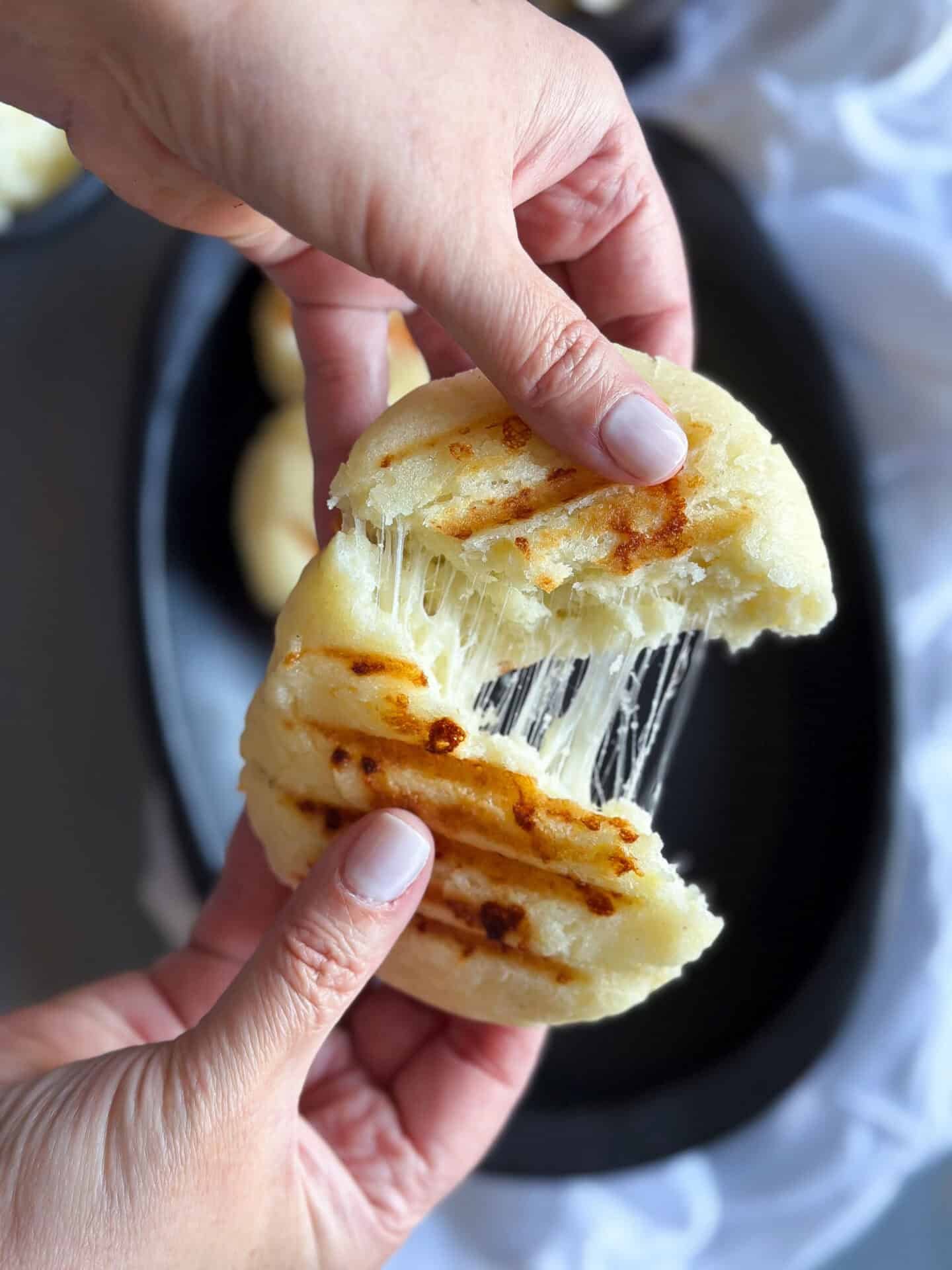 Arepas de Queso image 2